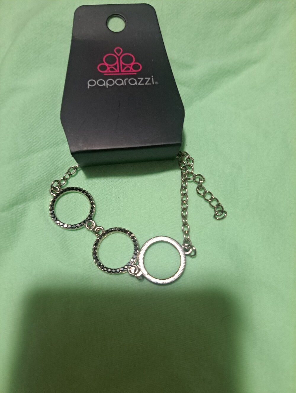 paparazzi Silver Linked Circle Bracelet